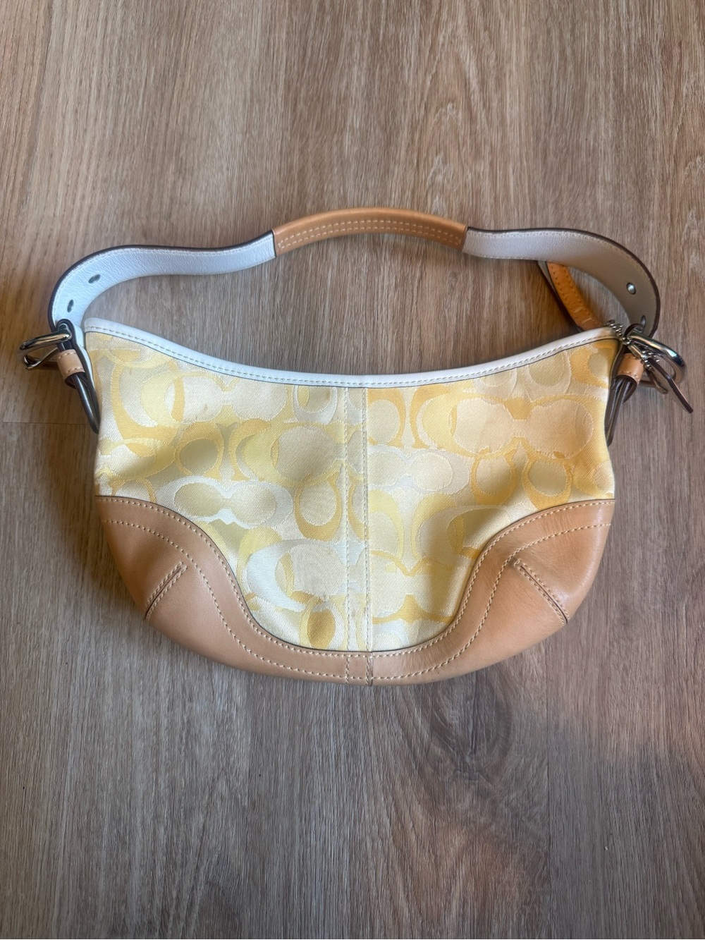 Vintage Y2K Coach SoHo Optic Signature Hobo bag leather #1850 Butter Yellow